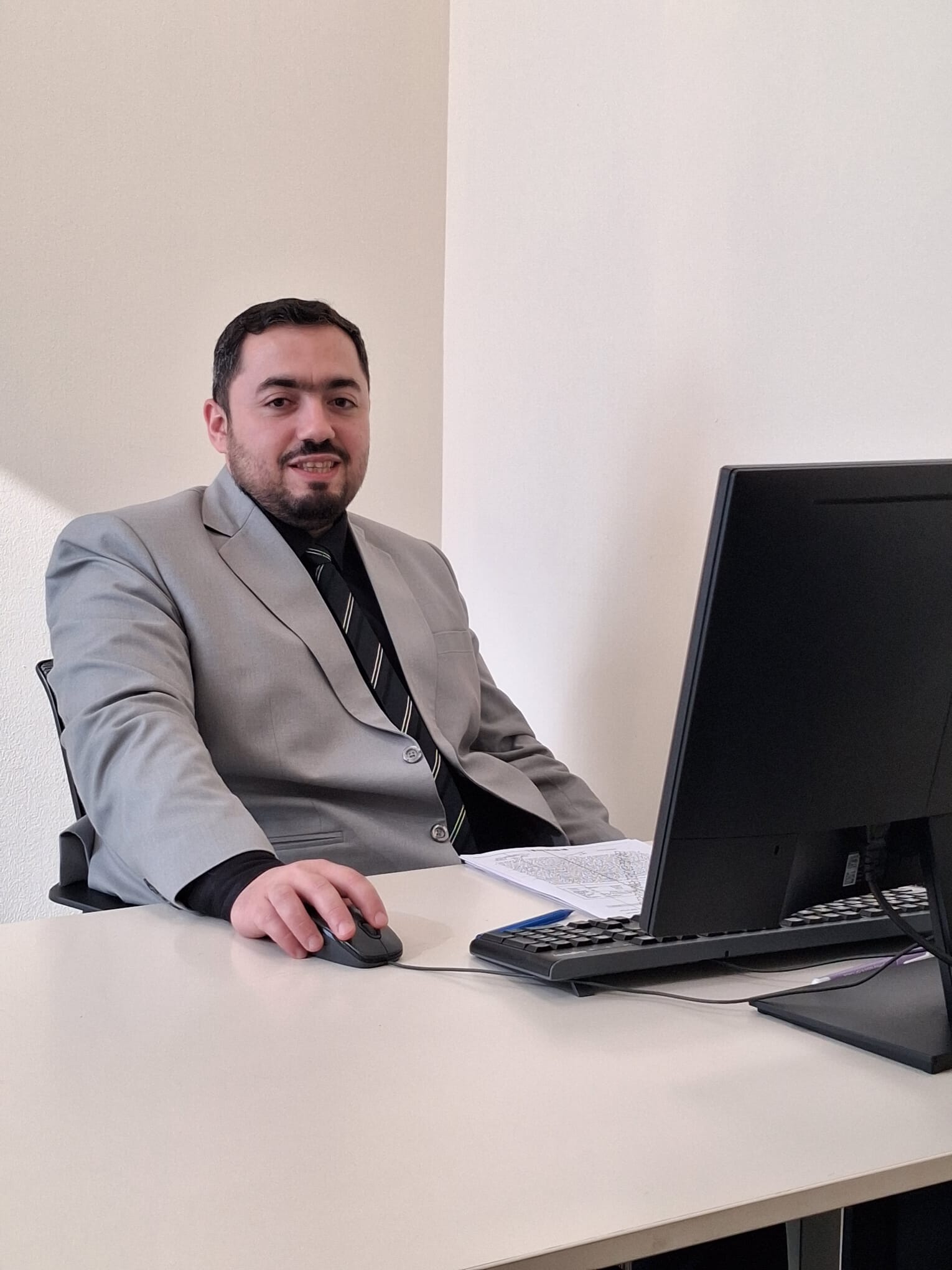 Ismail Amin